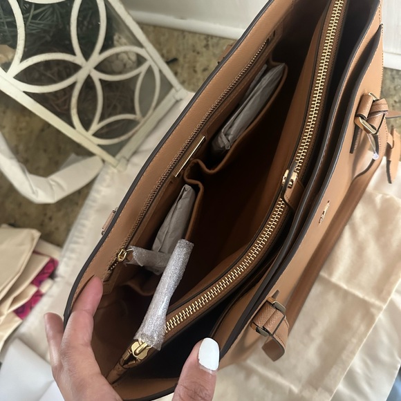 NEW NWT Tory Burch Robinson Small Tote Double Zip Tote Black Purse - Picture 7 of 11